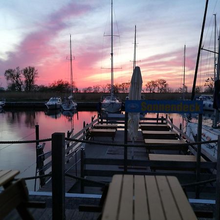 Ueckermünde Fewo "Hafenblick" מראה חיצוני תמונה