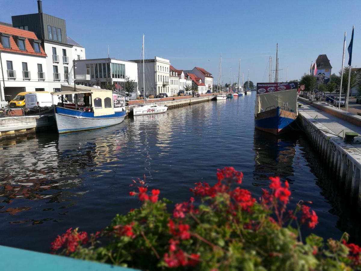 דירות Ueckermünde Fewo "Hafenblick" מראה חיצוני תמונה