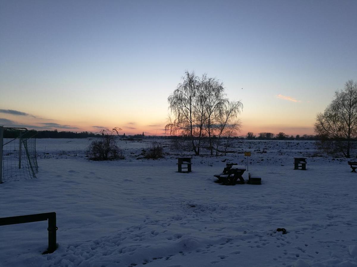 Ueckermünde Fewo "Hafenblick" מראה חיצוני תמונה