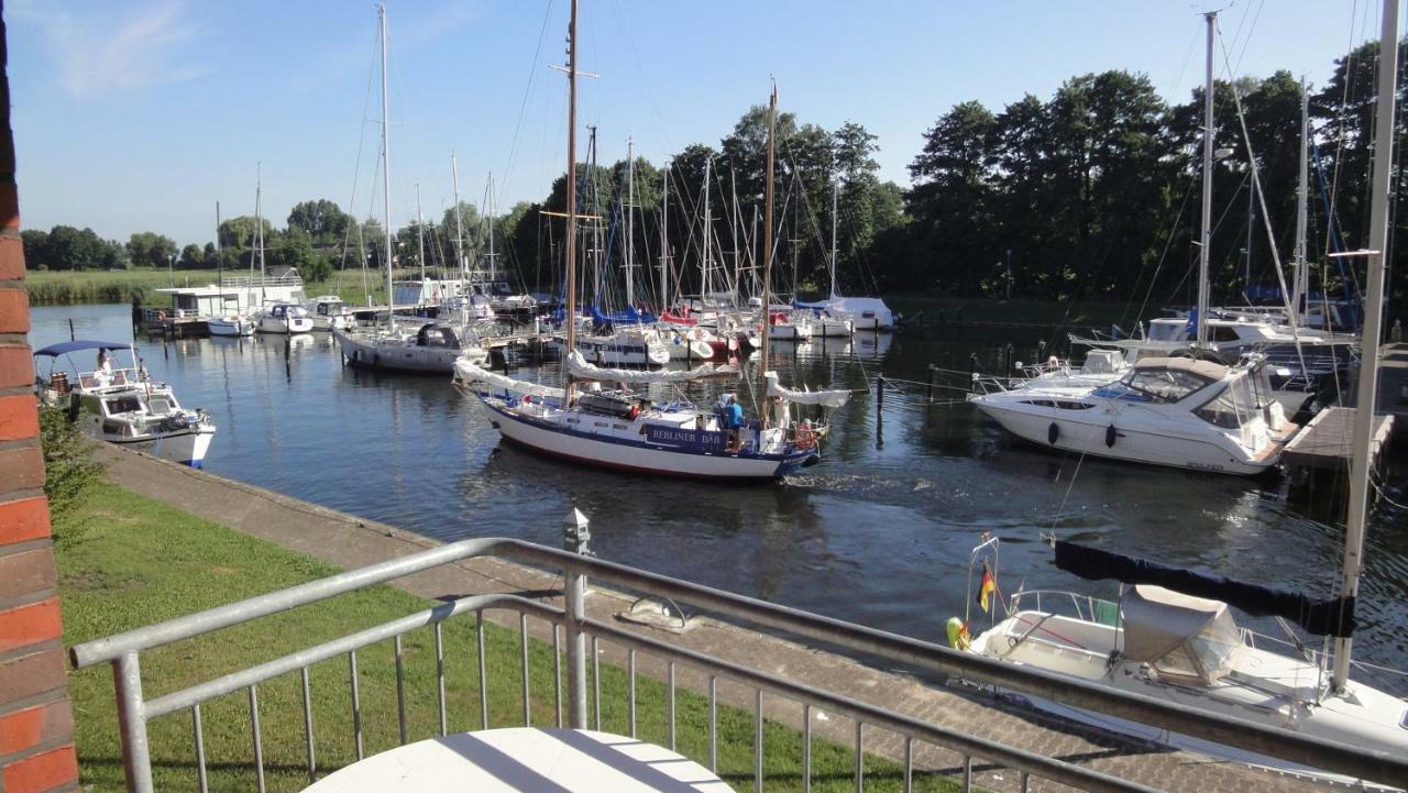Ueckermünde Fewo "Hafenblick" מראה חיצוני תמונה